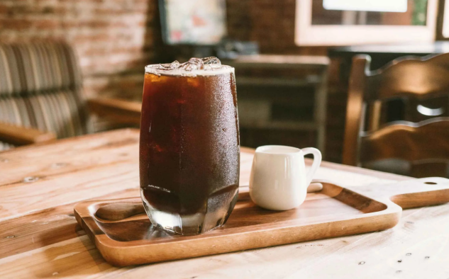 Americano Kopi dengan Rasa Pekat dan Karakter yang Ringan